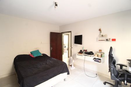 Casa para alugar com 160m², 4 quartos e 2 vagasQuarto 2 - Suíte