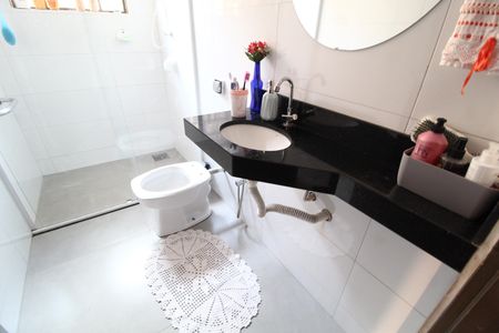 Casa para alugar com 160m², 4 quartos e 2 vagasBanheiro Social