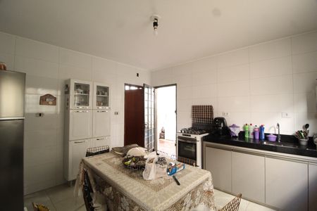 Casa para alugar com 160m², 4 quartos e 2 vagasCozinha