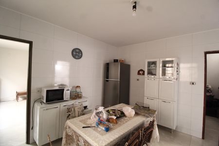Casa para alugar com 160m², 4 quartos e 2 vagasCozinha