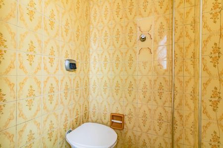 Apartamento à venda com 143m², 3 quartos e 1 vaga Apartamento à venda com 143m², 3 quartos e 1 vagaBanheiro de Serviço