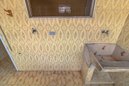 Apartamento à venda com 143m², 3 quartos e 1 vaga Apartamento à venda com 143m², 3 quartos e 1 vagaLavanderia