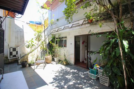 Casa à venda com 151m², 4 quartos e 3 vagasQuintal