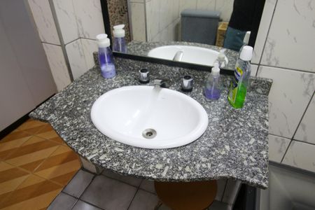 Casa à venda com 151m², 4 quartos e 3 vagasBanheiro