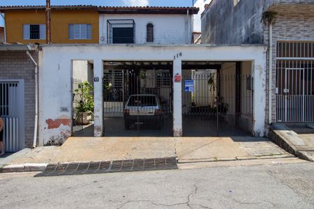 Casa à venda com 151m², 4 quartos e 3 vagasFachada