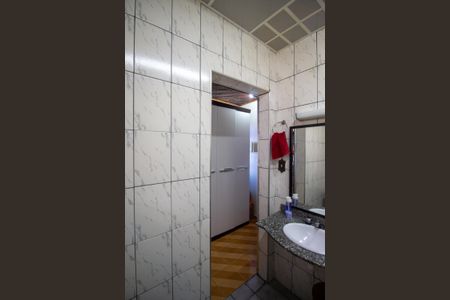 Casa à venda com 151m², 4 quartos e 3 vagasBanheiro