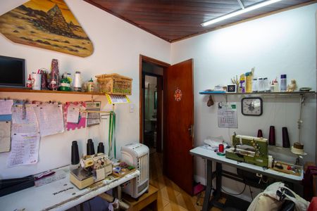 Casa à venda com 151m², 4 quartos e 3 vagasQuarto 2