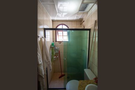 Casa à venda com 151m², 4 quartos e 3 vagasBanheiro 2