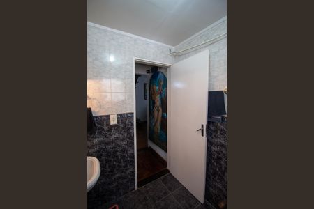 Casa à venda com 151m², 4 quartos e 3 vagasBanheiro 3