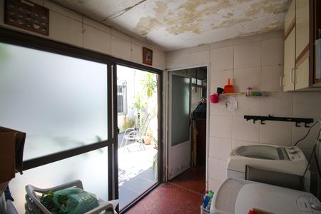 Casa à venda com 151m², 4 quartos e 3 vagasLavanderia