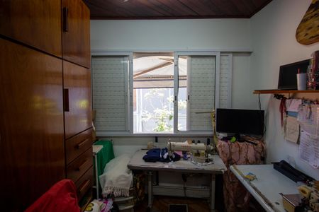 Casa à venda com 151m², 4 quartos e 3 vagasQuarto 2