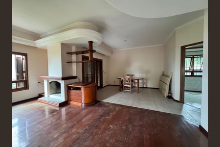 Casa à venda com 240m², 3 quartos e 2 vagassala