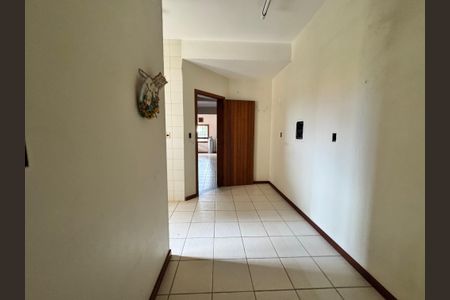 Casa à venda com 240m², 3 quartos e 2 vagasÁrea de Serviço