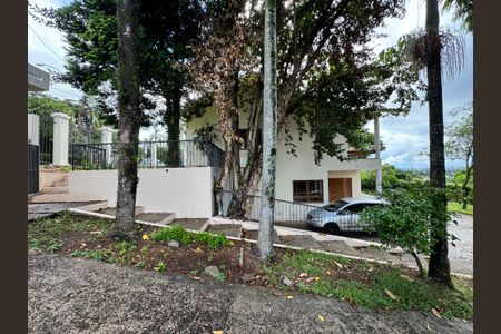 Casa à venda com 240m², 3 quartos e 2 vagasÁrea comum