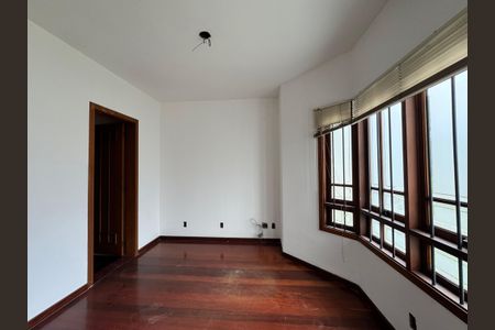 Casa à venda com 240m², 3 quartos e 2 vagasHall de entrada