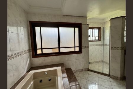 Casa à venda com 240m², 3 quartos e 2 vagasBanheiro da Suíte