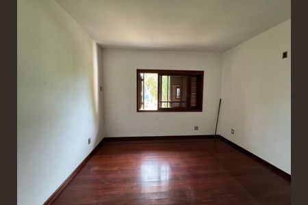 Casa à venda com 240m², 3 quartos e 2 vagasQuarto Suíte