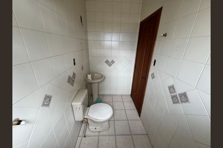 Casa à venda com 240m², 3 quartos e 2 vagasbanheiro lavanderia