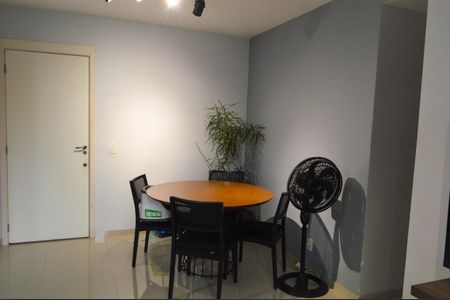 Apartamento à venda com 60m², 2 quartos e 1 vagaSala