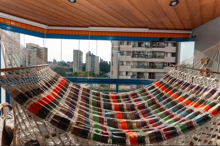 Apartamento à venda com 98m², 2 quartos e 2 vagasVaranda