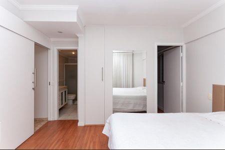 Apartamento à venda com 98m², 2 quartos e 2 vagasQuarto 1 Suíte