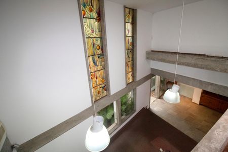 Casa à venda com 557m², 6 quartos e 4 vagas Casa à venda com 557m², 6 quartos e 4 vagasVista Hall Superior