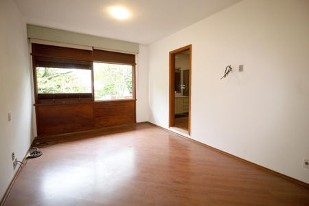 Casa à venda com 557m², 6 quartos e 4 vagas Casa à venda com 557m², 6 quartos e 4 vagasQuarto Suíte 1