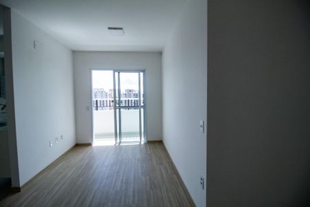 Apartamento para alugar com 62m², 2 quartos e 1 vagaSala