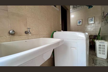 Apartamento à venda com 120m², 3 quartos e 2 vagasÁrea de Serviço