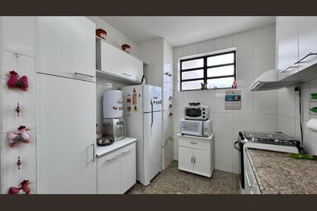 Apartamento à venda com 120m², 3 quartos e 2 vagasCozinha