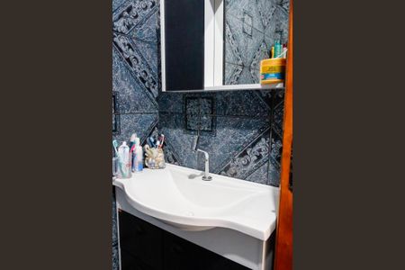 Casa à venda com 154m², 3 quartos e 3 vagasBanheiro