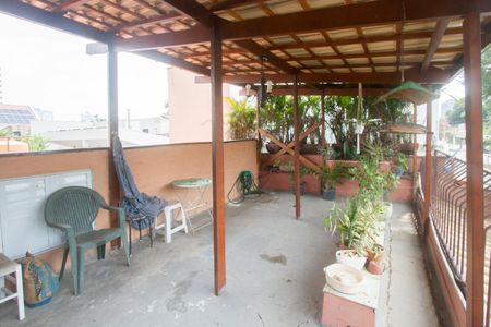 Casa à venda com 285m², 2 quartos e 3 vagasEdicula