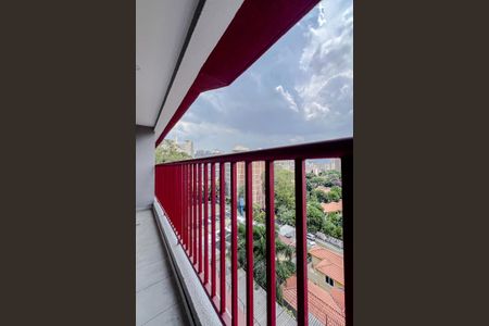 Apartamento para alugar com 34m², 1 quarto e sem vagaVaranda