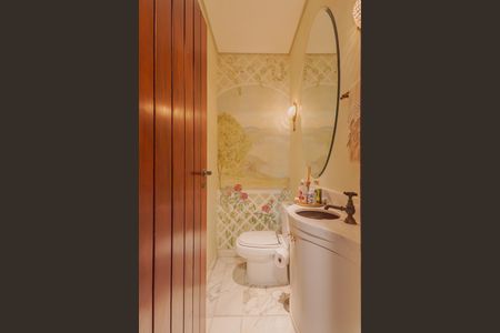 Casa à venda com 600m², 3 quartos e 5 vagasLavabo