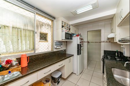 Apartamento à venda com 180m², 4 quartos e 2 vagas Apartamento à venda com 180m², 4 quartos e 2 vagasCozinha