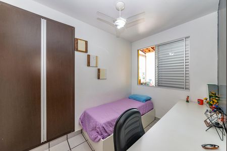 Apartamento à venda com 180m², 4 quartos e 2 vagas Apartamento à venda com 180m², 4 quartos e 2 vagasQuarto 4