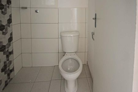 Casa para alugar com 40m², 1 quarto e sem vaga Casa para alugar com 40m², 1 quarto e sem vagaBanheiro