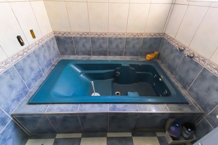 Casa à venda com 126m², 2 quartos e 1 vagaBanheiro