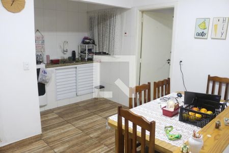 Casa à venda com 4 quartos, 150m² em Fundação, São Caetano do Sul