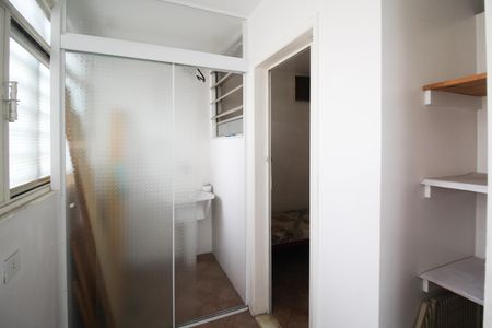 Apartamento à venda com 180m², 2 quartos e 1 vaga Apartamento à venda com 180m², 2 quartos e 1 vagaÁrea de Serviço