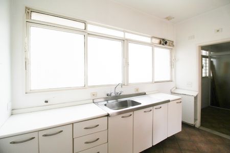 Apartamento à venda com 180m², 2 quartos e 1 vaga Apartamento à venda com 180m², 2 quartos e 1 vagaCozinha