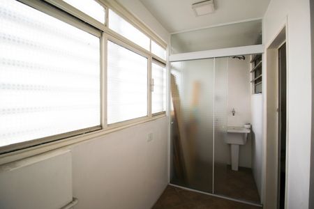 Apartamento à venda com 180m², 2 quartos e 1 vaga Apartamento à venda com 180m², 2 quartos e 1 vagaÁrea de Serviço