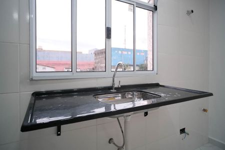 Casa à venda com 104m², 2 quartos e 2 vagasSala/Cozinha