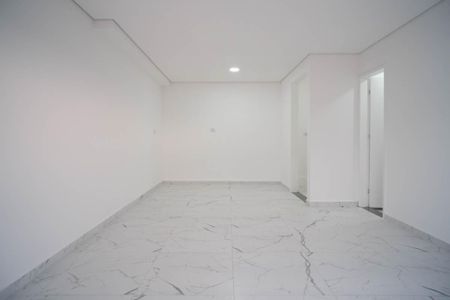 Casa à venda com 104m², 2 quartos e 2 vagasSala/Cozinha