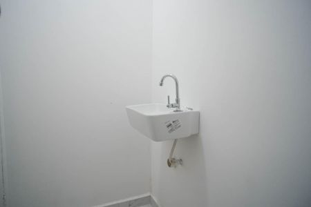 Casa à venda com 104m², 2 quartos e 2 vagasBanheiro Social