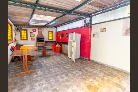 Apartamento à venda com 61m², 2 quartos e 1 vaga Apartamento à venda com 61m², 2 quartos e 1 vagaÁrea comum - Churrasqueira