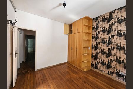 Casa à venda com 180m², 3 quartos e 2 vagasSuíte