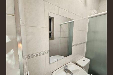 Casa à venda com 180m², 3 quartos e 2 vagasSuíte