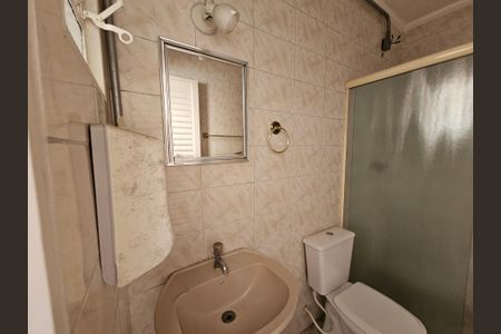 Casa à venda com 180m², 3 quartos e 2 vagasBanheiro de Serviço