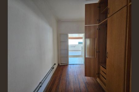 Casa à venda com 180m², 3 quartos e 2 vagasQuarto 2